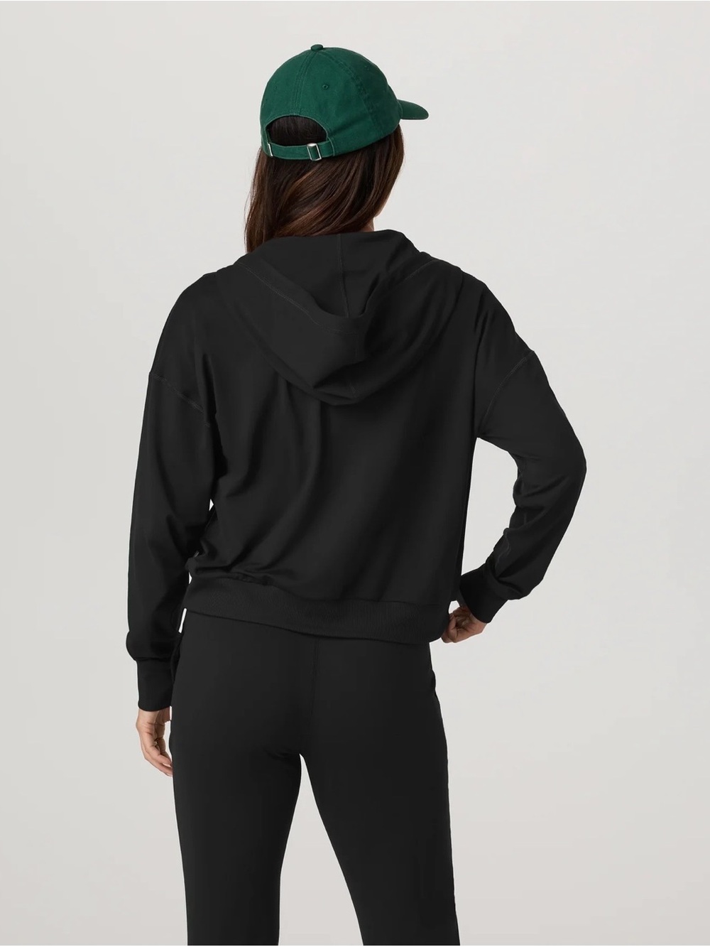 Vuori Halo Modern Full Zip Hoodie in True Black Size XL - Picture 8 of 8